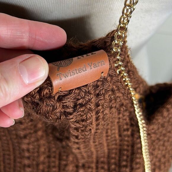 ❤️MF Twisted Yarn Crochet Bag Brown Gold Chain  Boho - Picture 3 of 7
